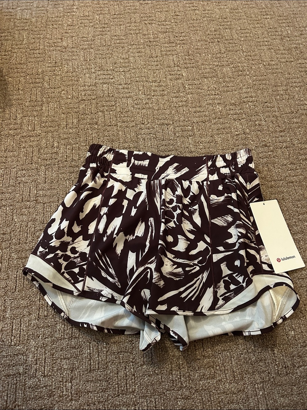 lululemon athletica Brown & White Brushstroke Print Running Shorts - Picture 1 of 2
